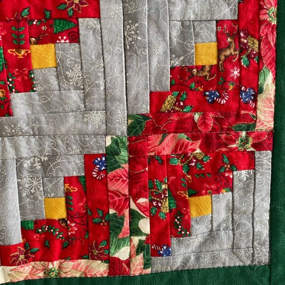 Christmas Wall Quilt - Picture 3 of 3